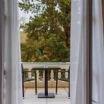 Chateau Cihelny فندق كارلوفي فاري