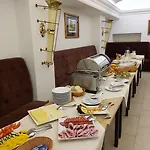 Chateau Cihelny 4* كارلوفي فاري