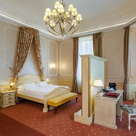 Chateau Cihelny Hotel