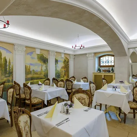 Chateau Cihelny 4* Karlovy Vary