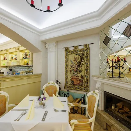 Chateau Cihelny 4*
