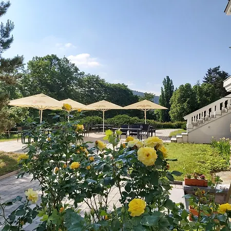 Hotel Chateau Cihelny