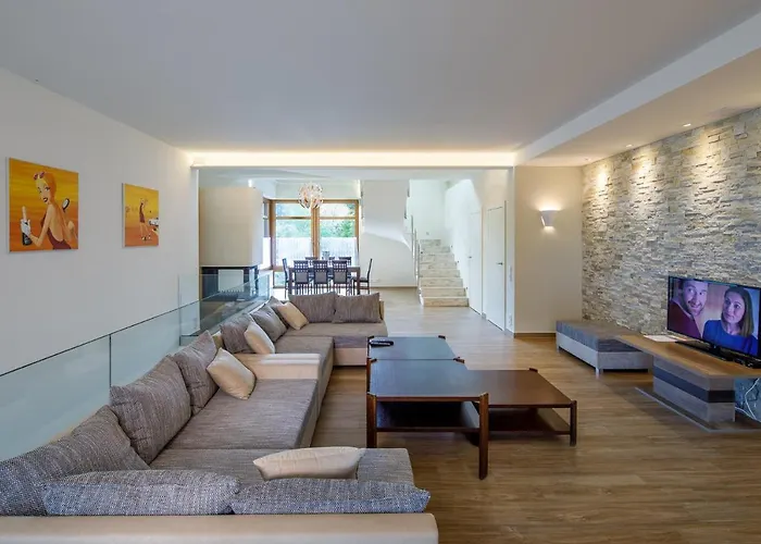 Chateau Cihelny 4*