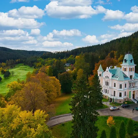 Chateau Cihelny 4* Karlovy Vary