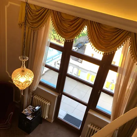 Chateau Cihelny 4* Κάρλοβι Βάρι