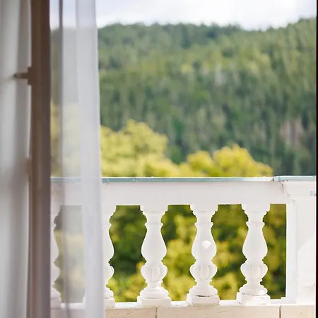 Hotel Chateau Cihelny 4*