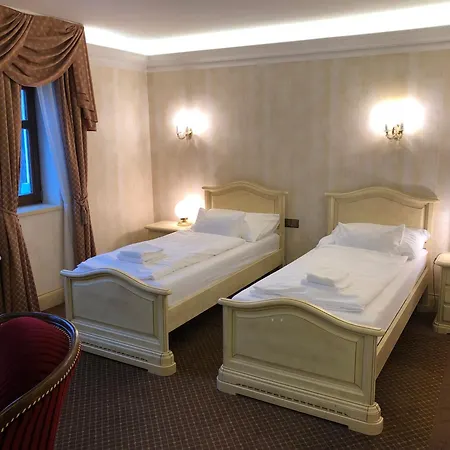 Chateau Cihelny 4* 카를로비바리
