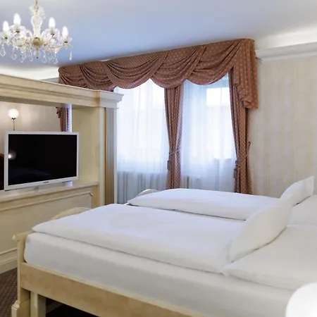 Chateau Cihelny 4*