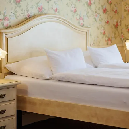 Chateau Cihelny 4* 카를로비바리