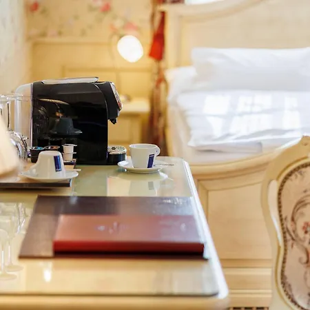 Chateau Cihelny Hotel