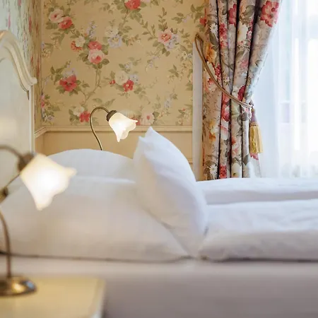Hotel Chateau Cihelny