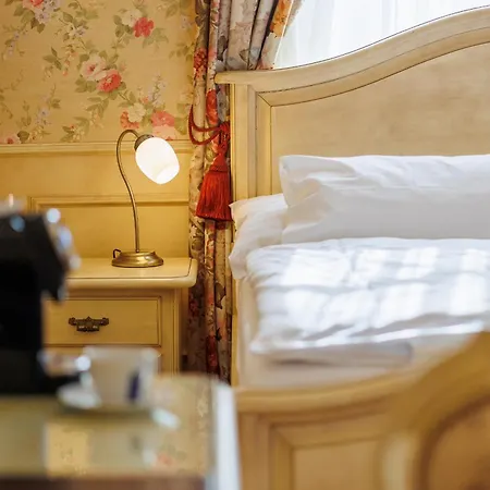Chateau Cihelny Hotel
