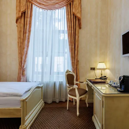 호텔 Chateau Cihelny 4*