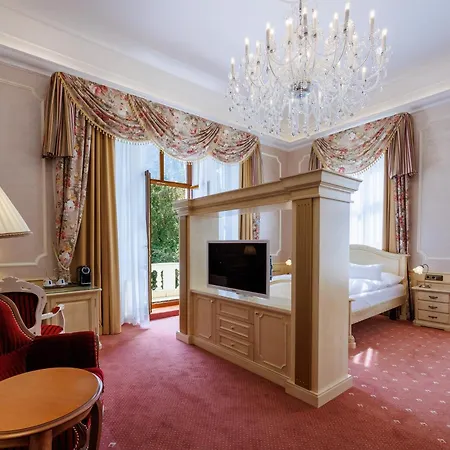 Chateau Cihelny Hotel