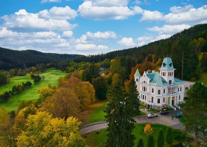 Chateau Cihelny 4* Karlovy Vary
